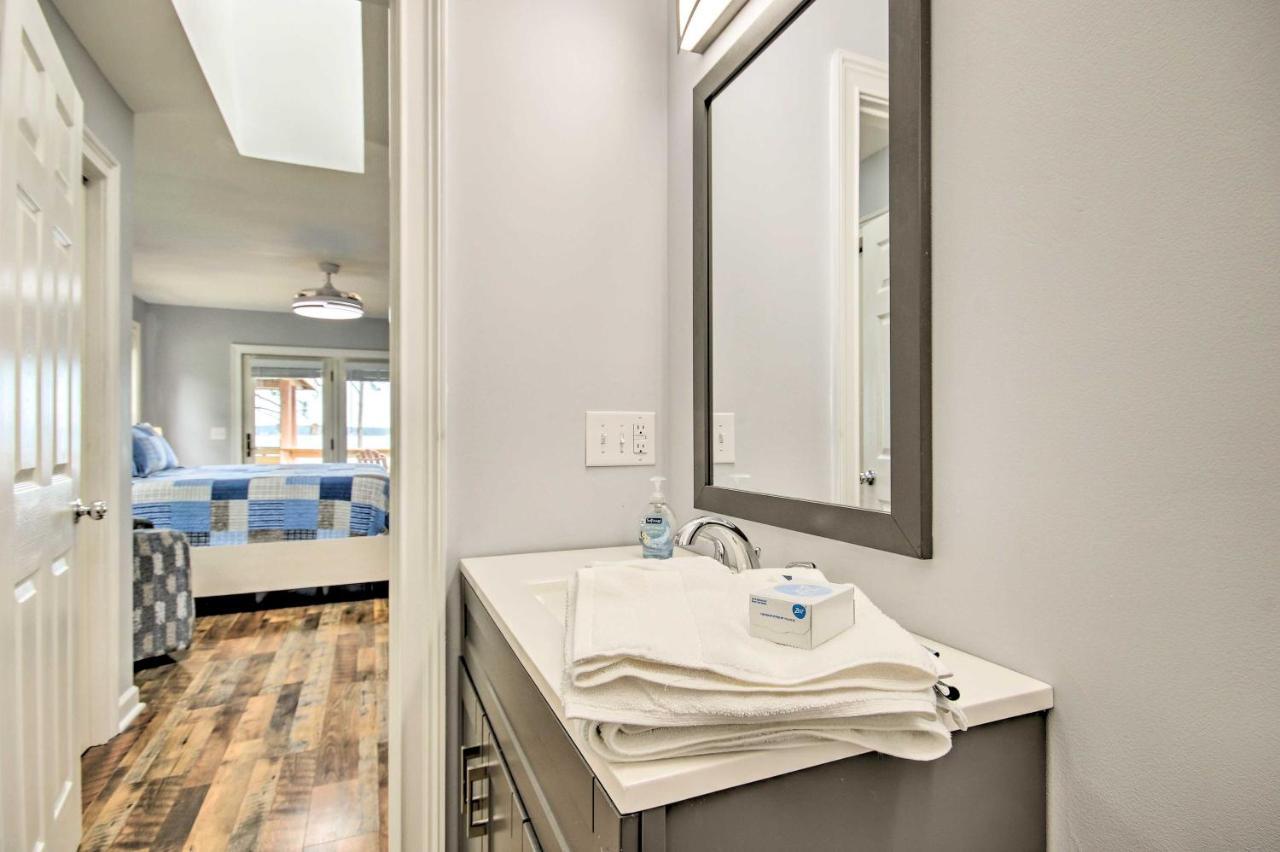 Gilbert Lakefront Retreat With Private Dock! Hollywood Point Buitenkant foto