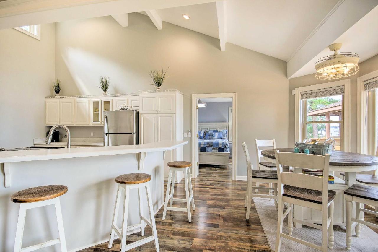 Gilbert Lakefront Retreat With Private Dock! Hollywood Point Buitenkant foto